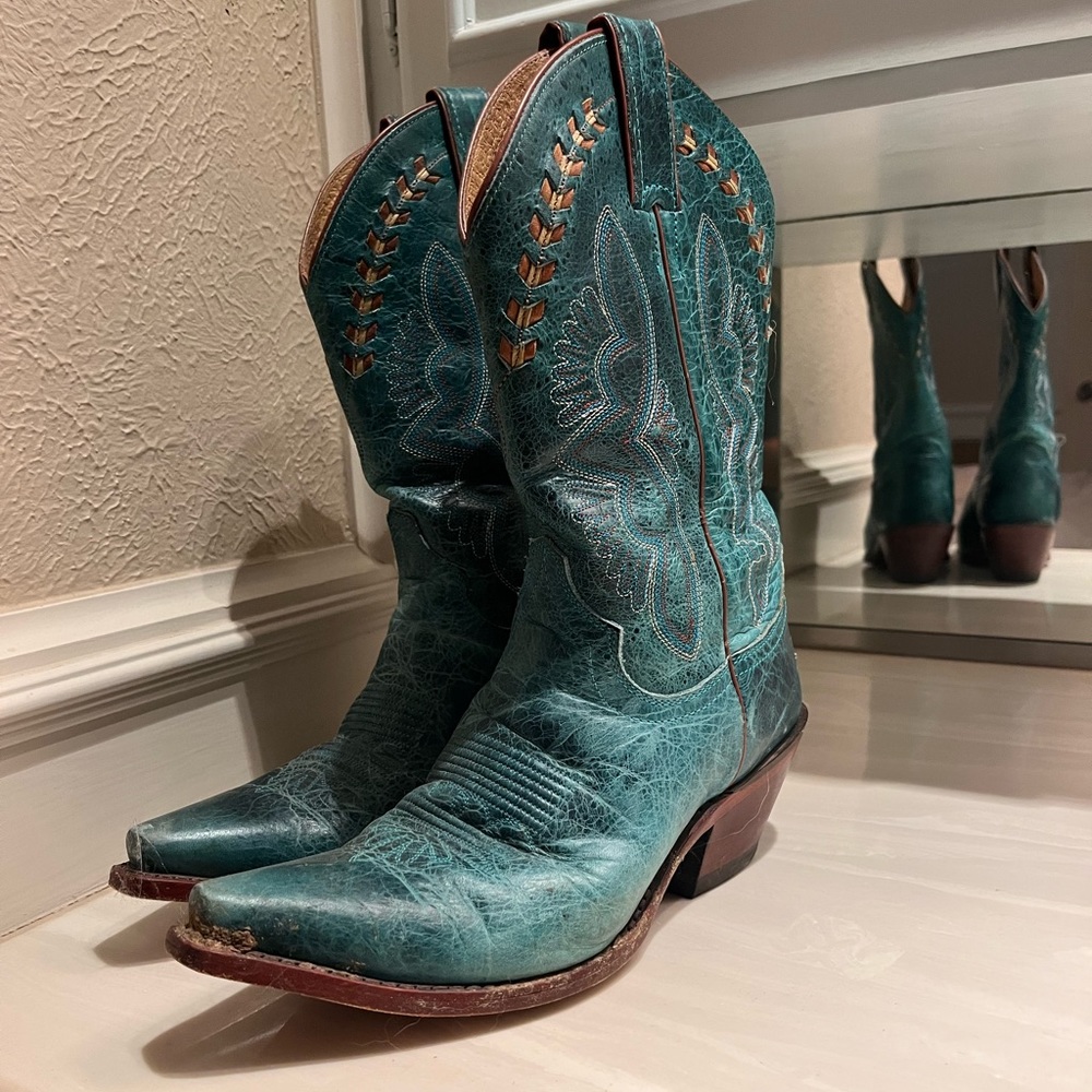 Turquoise boots